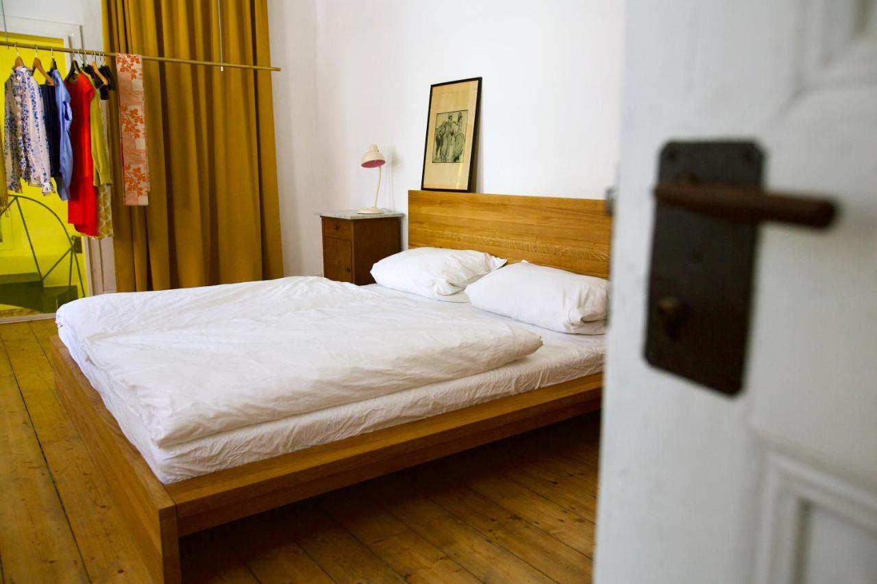 Boutique-Ferienwohnung Im Alten Weinhaus Moser Grunstadt Ngoại thất bức ảnh